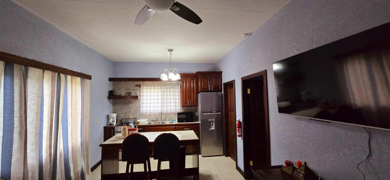 Ladyville Tuquil-Ha Bed & Breakfast エクステリア 写真